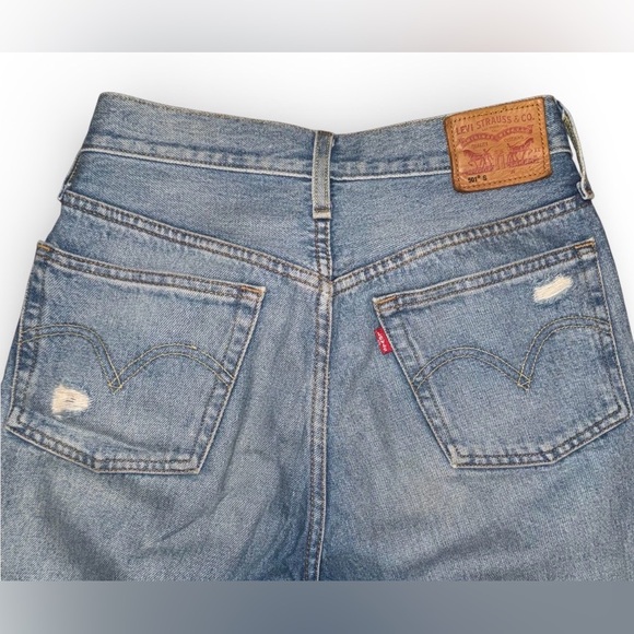 Levi's 501 x Revolve Distressed High Rise Jeans in Blue Jean Size 26 GUC - Picture 4 of 9